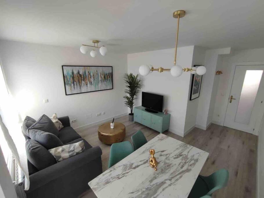 Exclusivo Apartamento Con Aparcamiento Gratuito Laredo Esterno foto