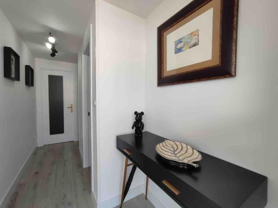 Exclusivo Apartamento Con Aparcamiento Gratuito Laredo Esterno foto